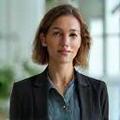 Foto de la Directora de Análisis de Mercado, doctora en economía